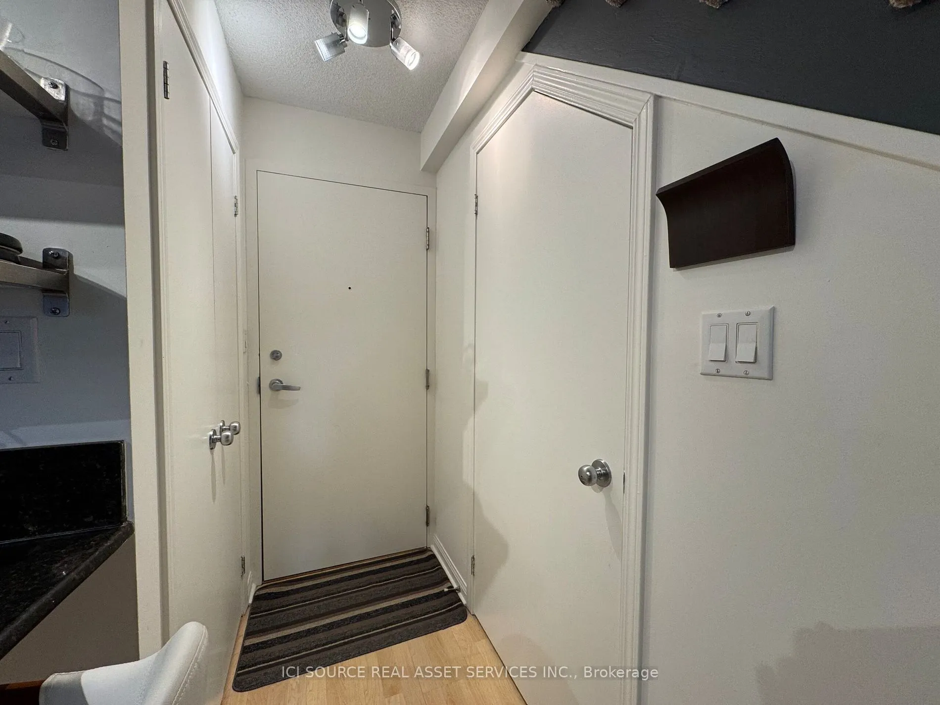 119 Merton St, #402