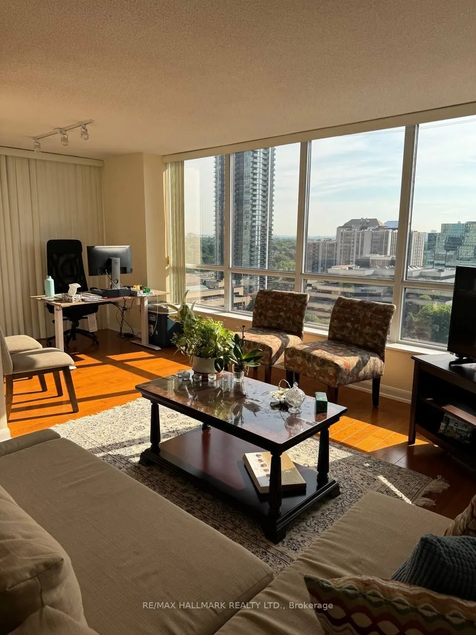 33 Sheppard Ave E, #1710