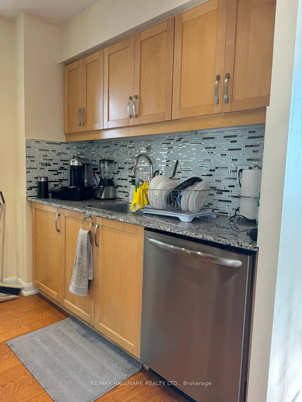 33 Sheppard Ave E, #1710