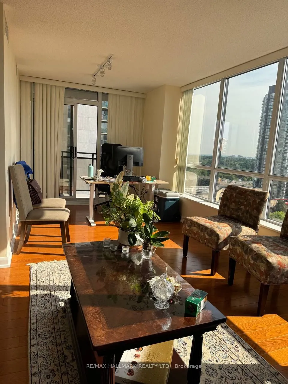 33 Sheppard Ave E, #1710