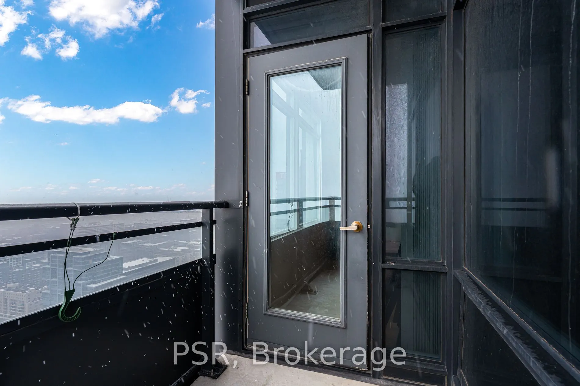 25 Telegram Mews, #5108