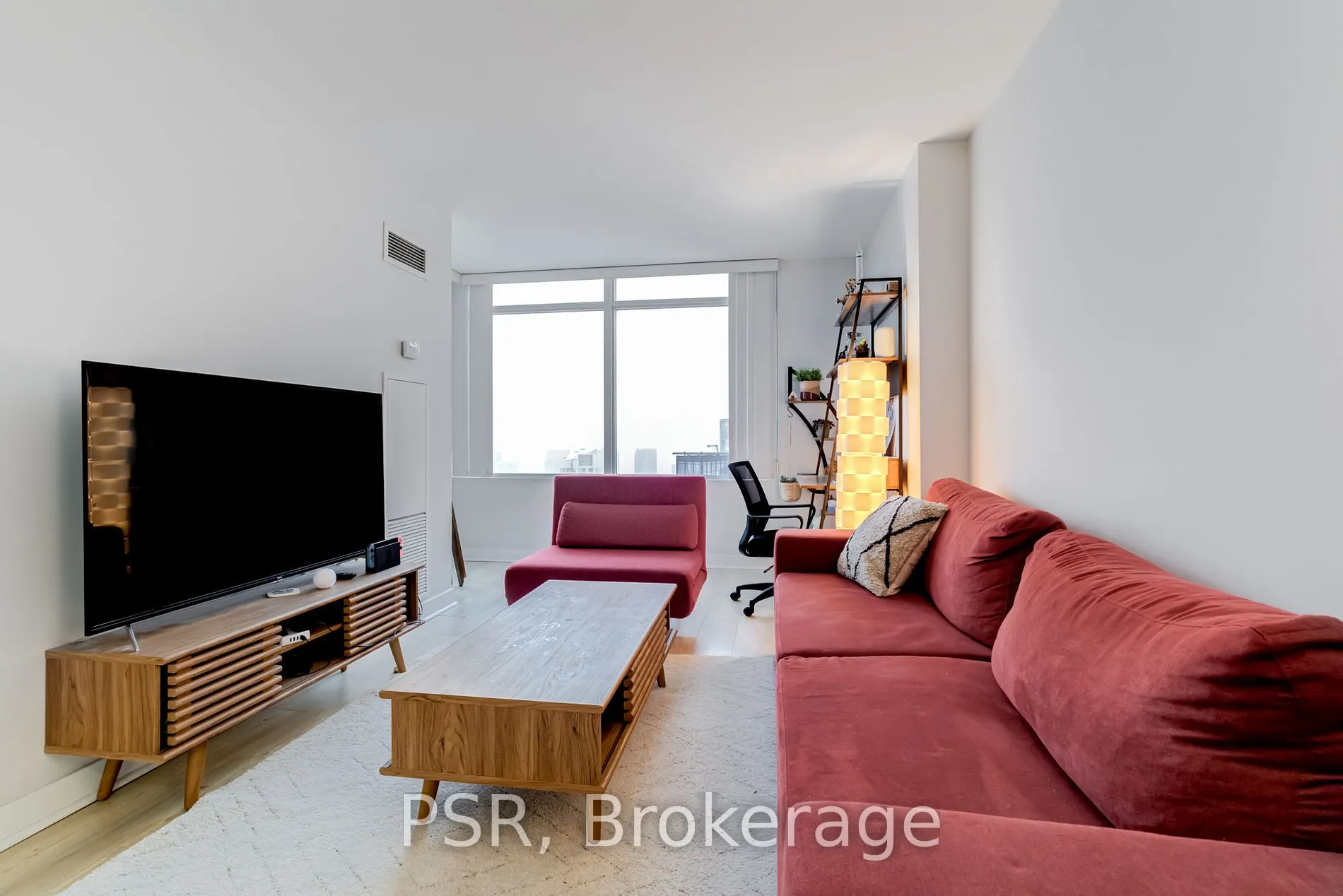 25 Telegram Mews, #5108