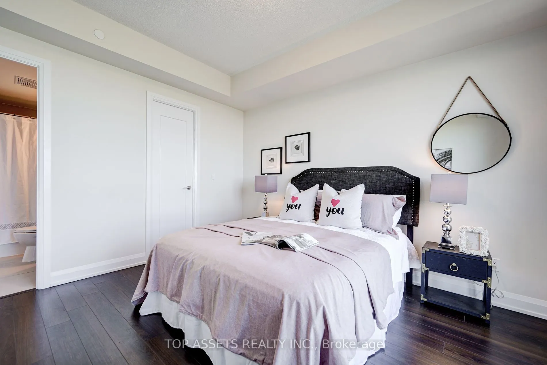 18 Graydon Hall Dr, #2410