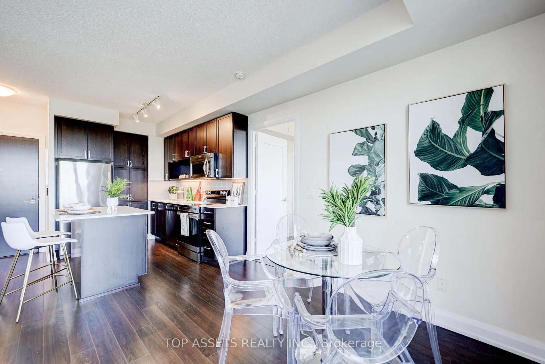 18 Graydon Hall Dr, #2410