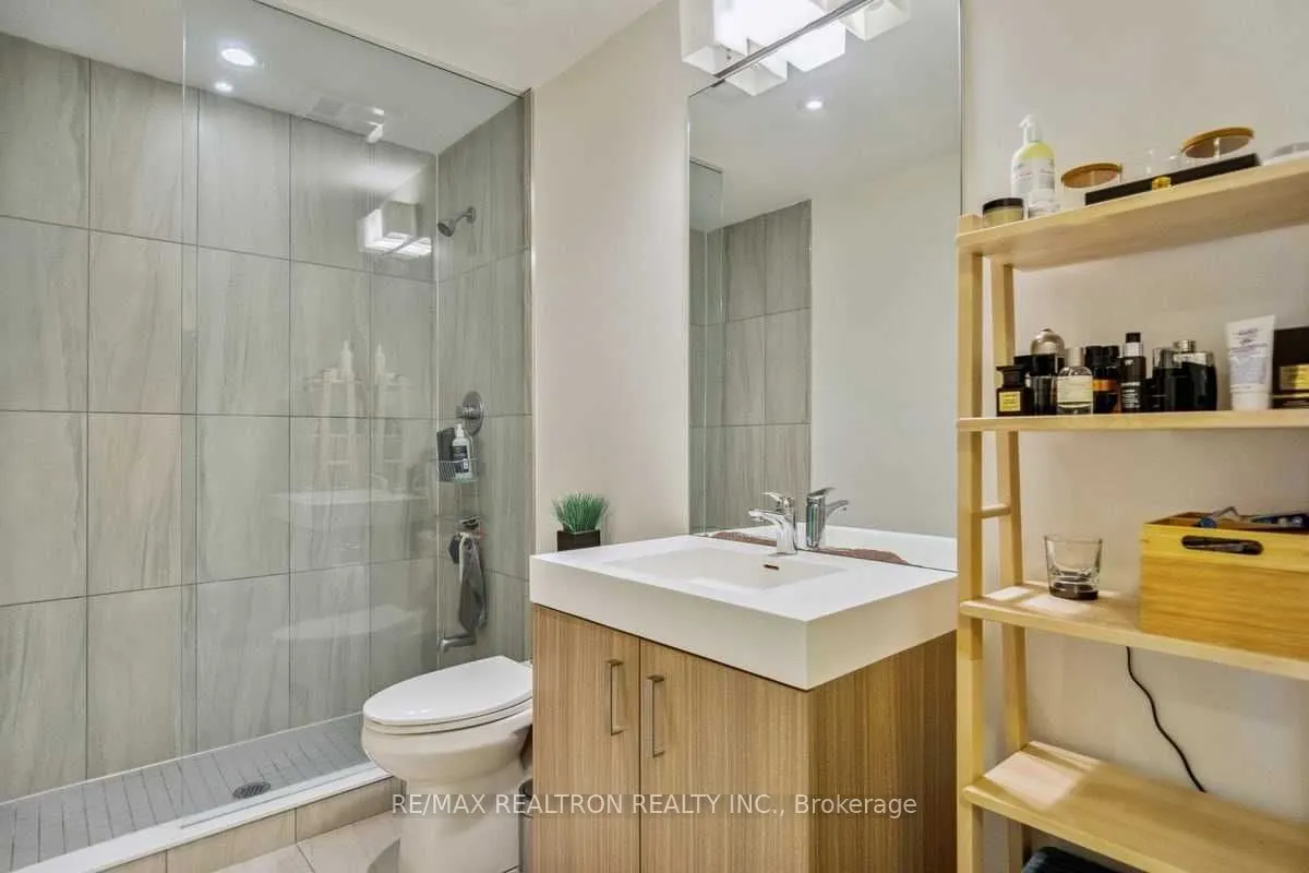 17 Dundonald St, #306