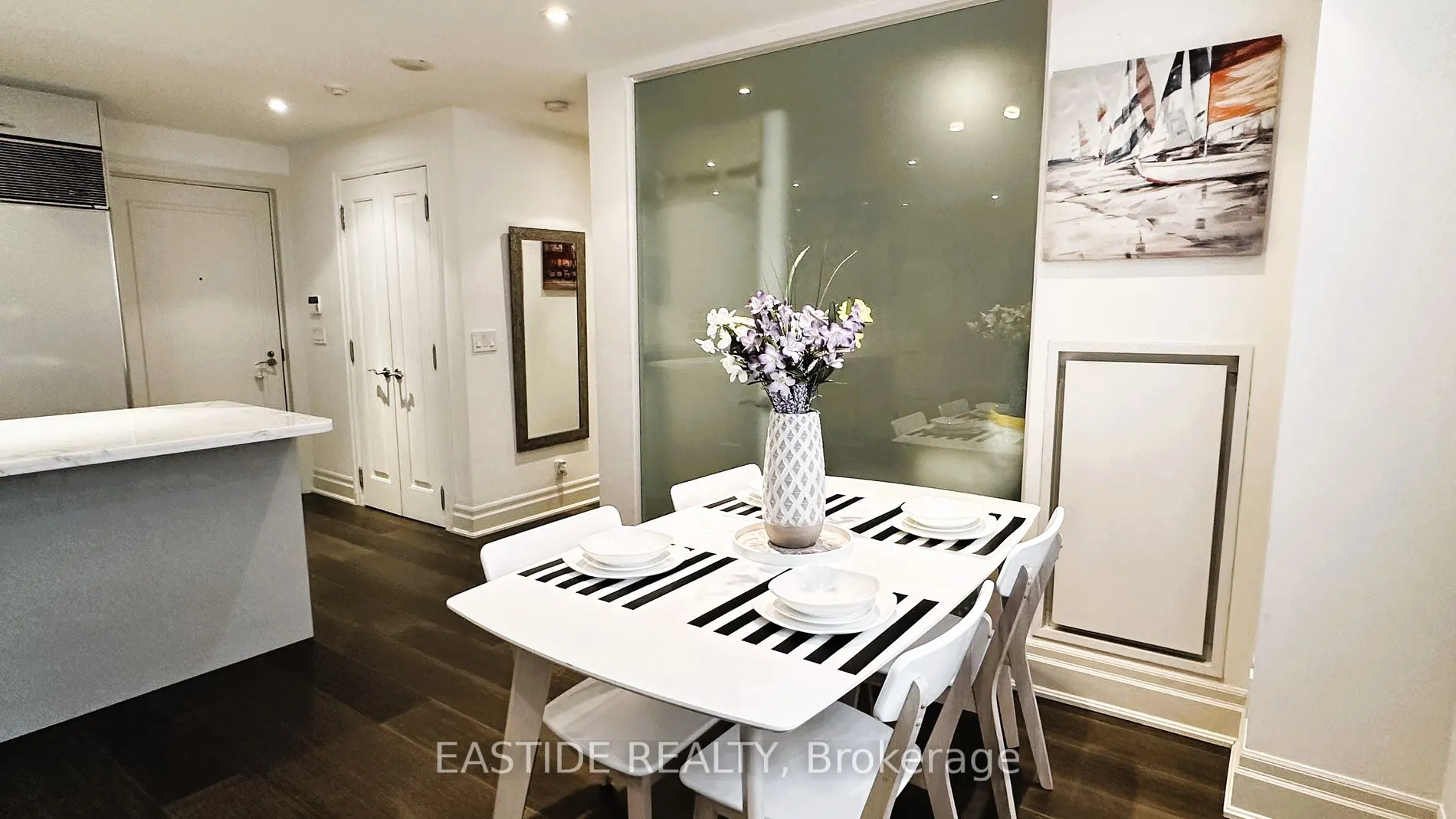 68 Yorkville Avenue, #303