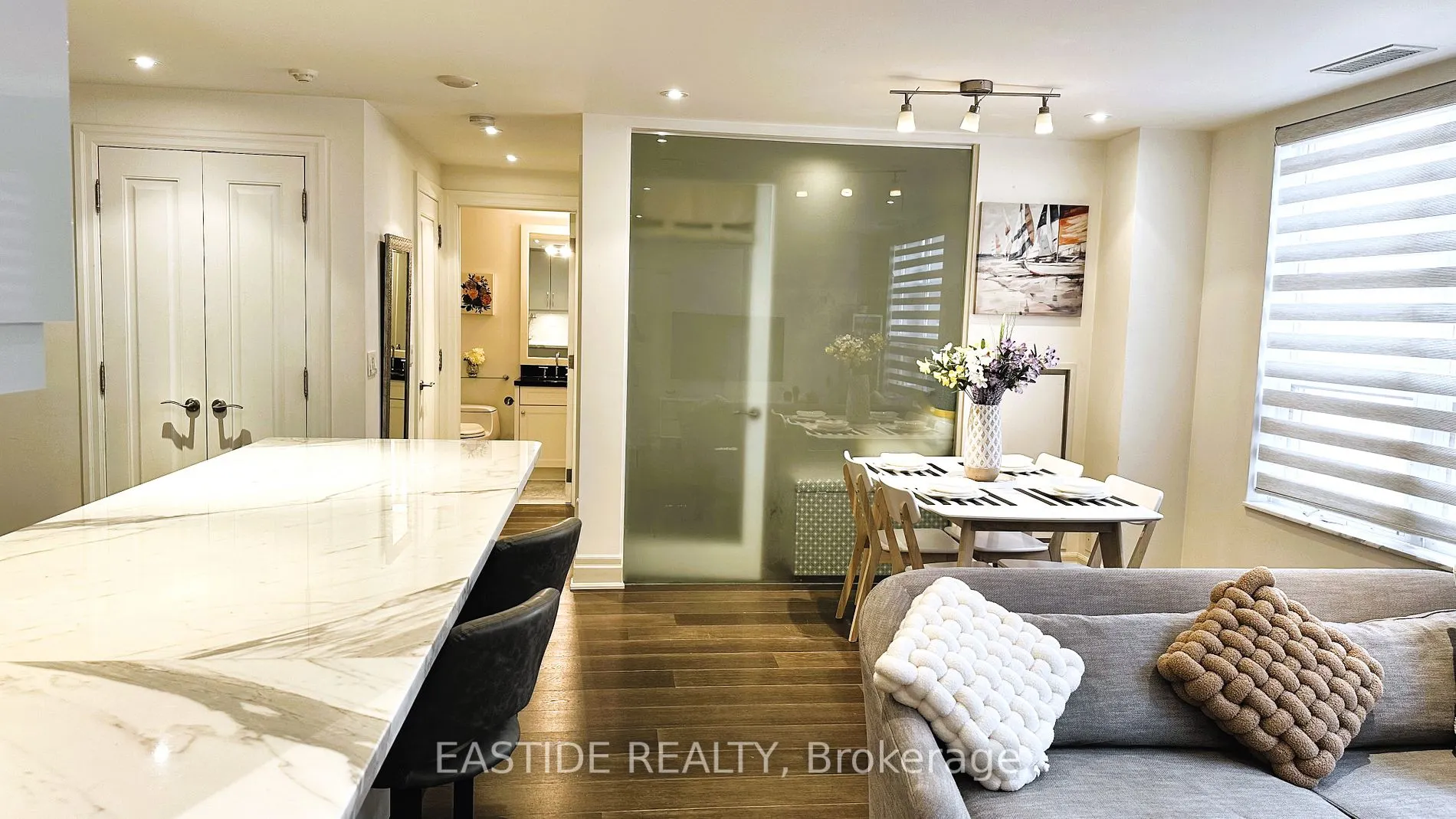 68 Yorkville Avenue, #303