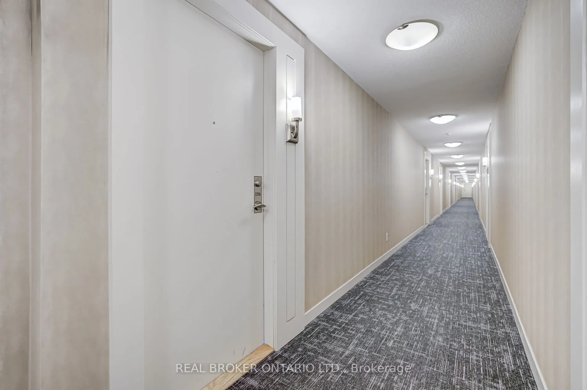 320 Richmond St E, #1516