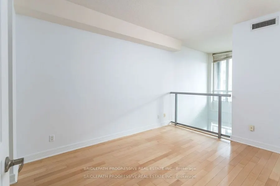 1 Avondale Ave, #509