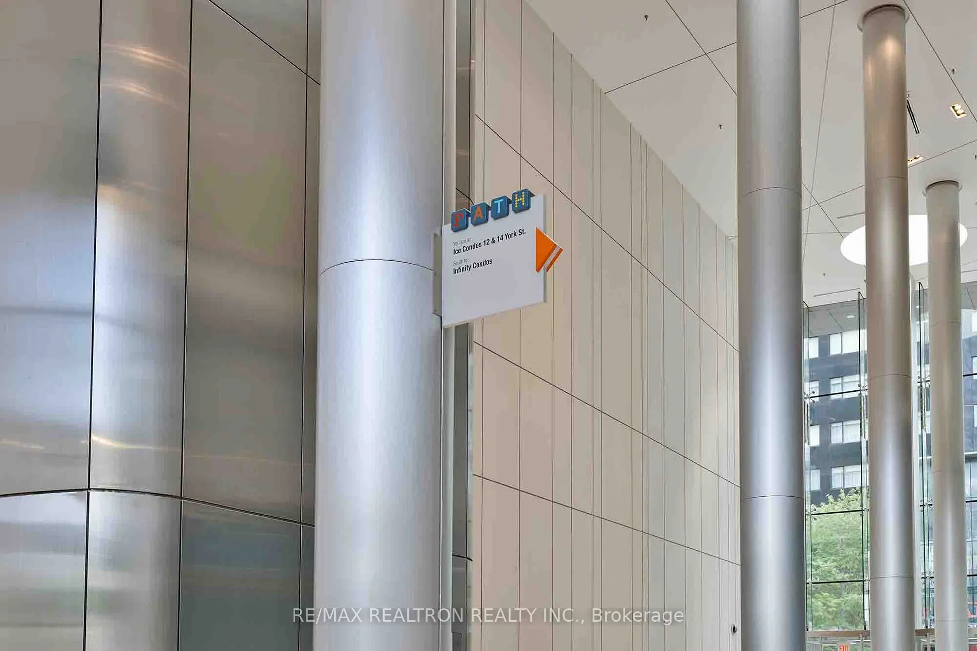 14 York St, #2704