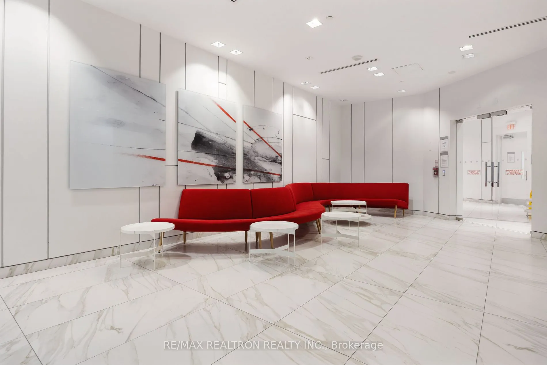 14 York St, #2704