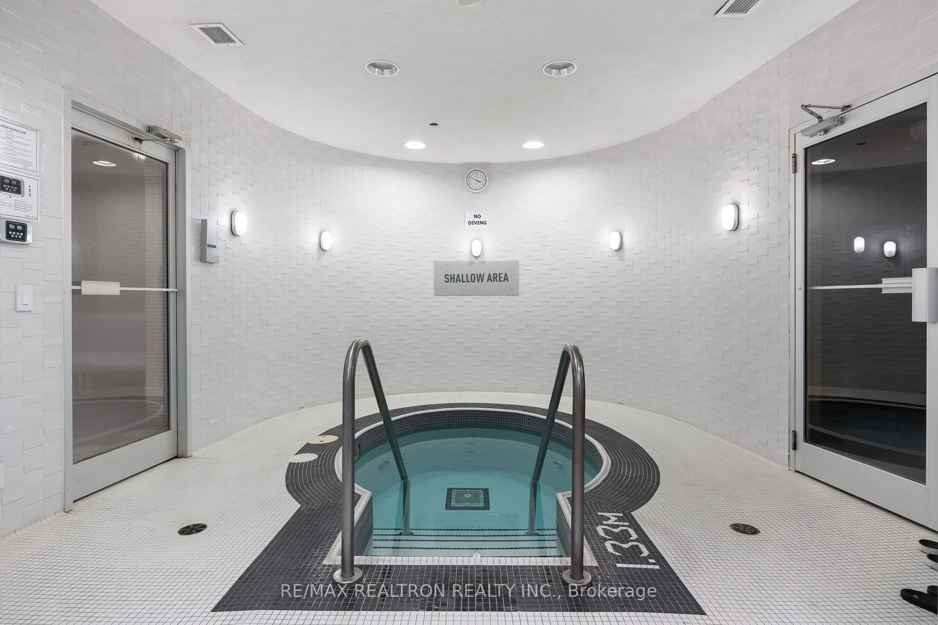 14 York St, #2704