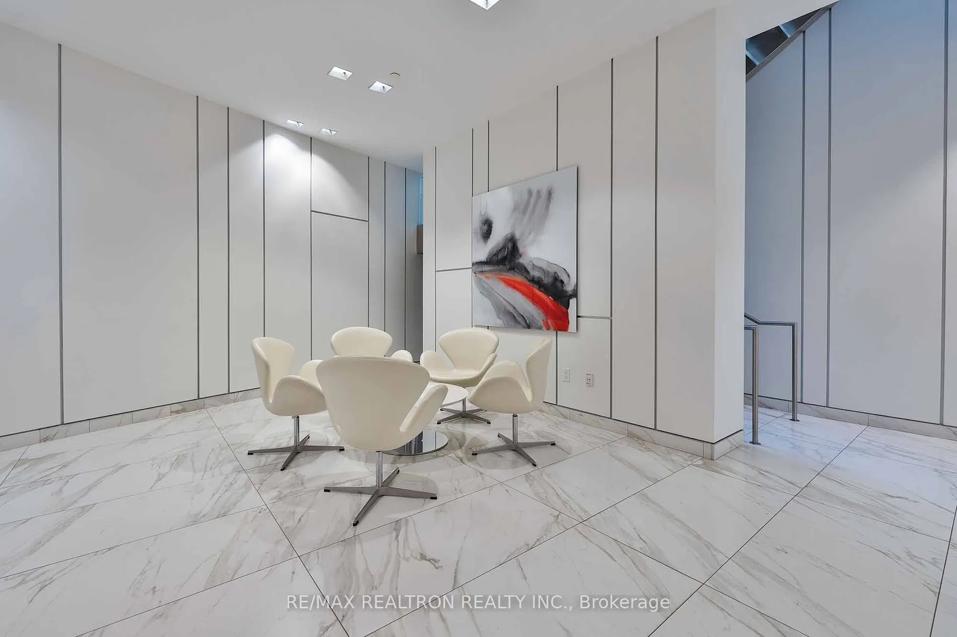 14 York St, #2704