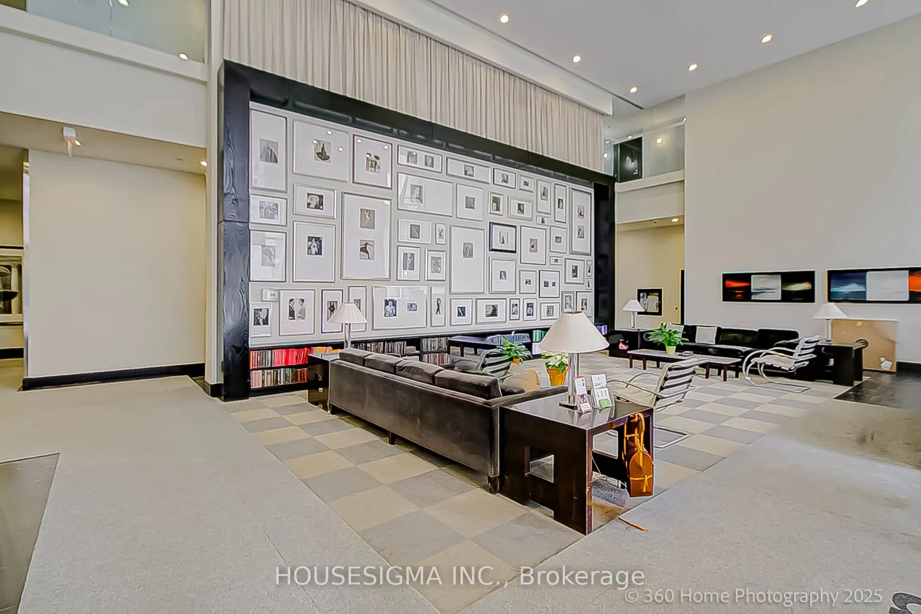438 King St W, #512