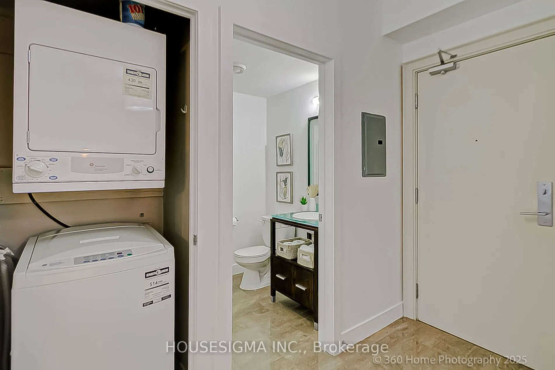 438 King St W, #512