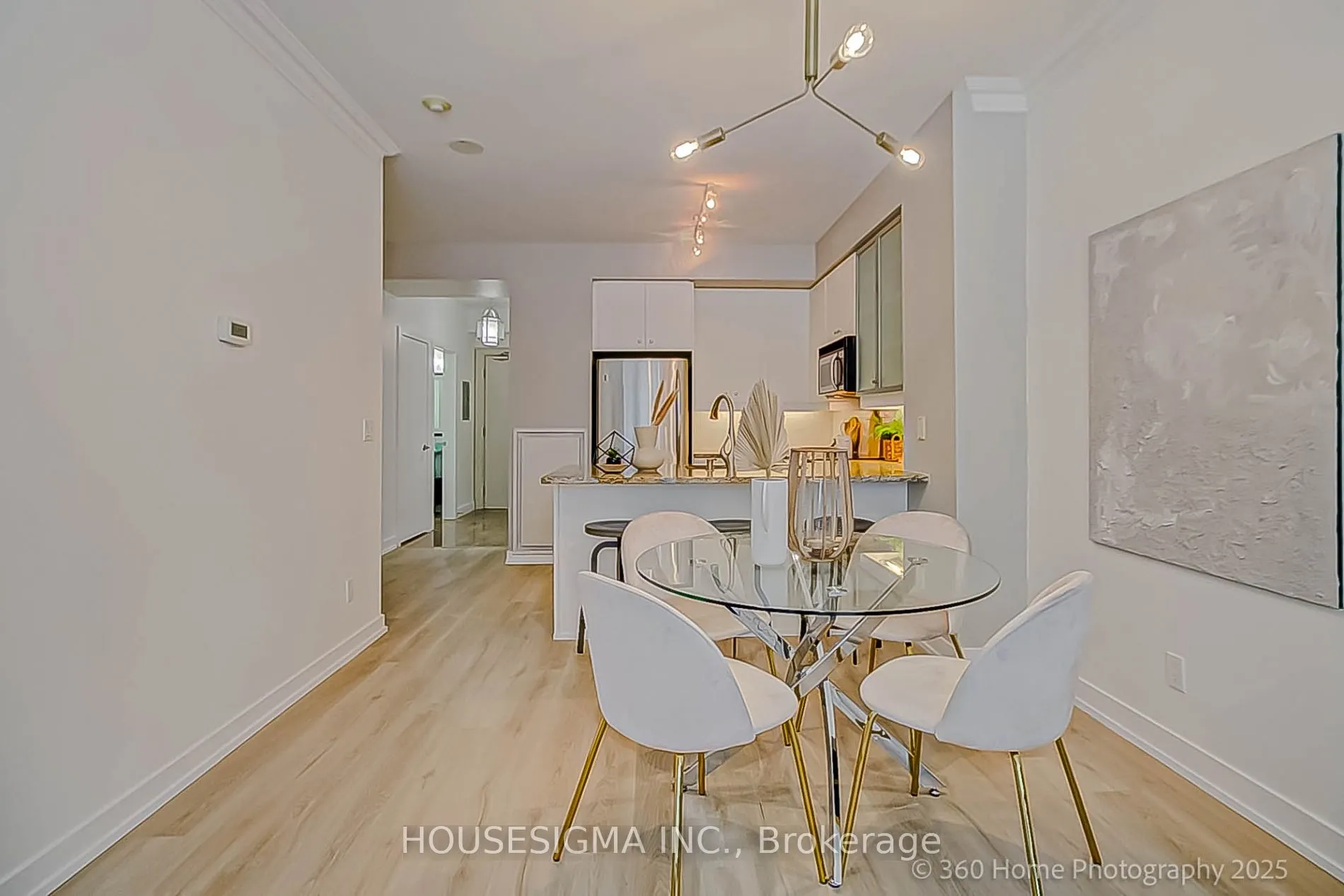 438 King St W, #512