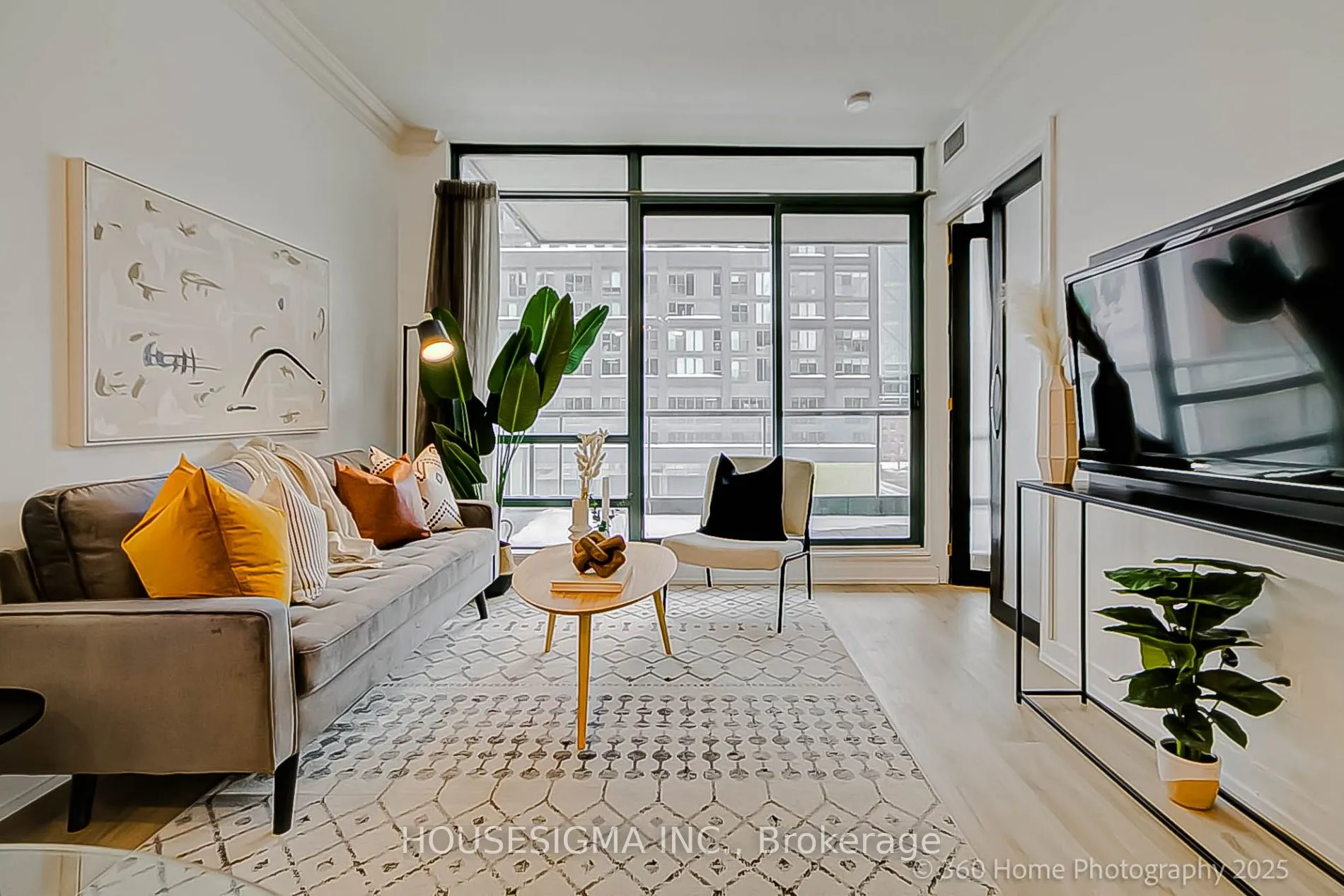 438 King St W, #512