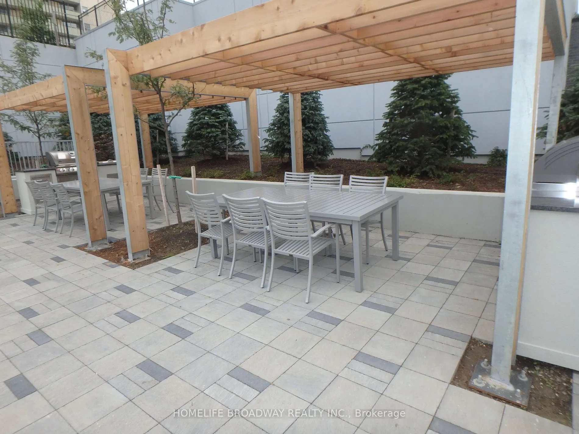 18 Graydon Hall Drive, #506