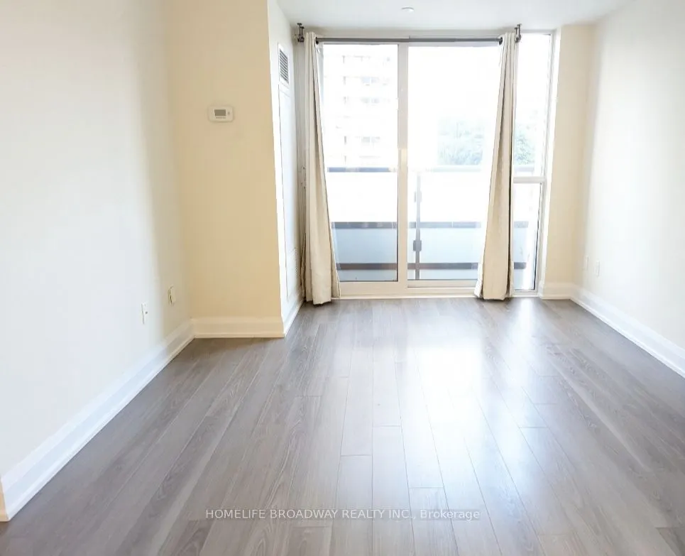 18 Graydon Hall Drive, #506