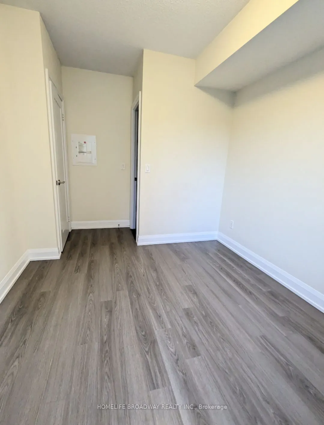 18 Graydon Hall Drive, #506