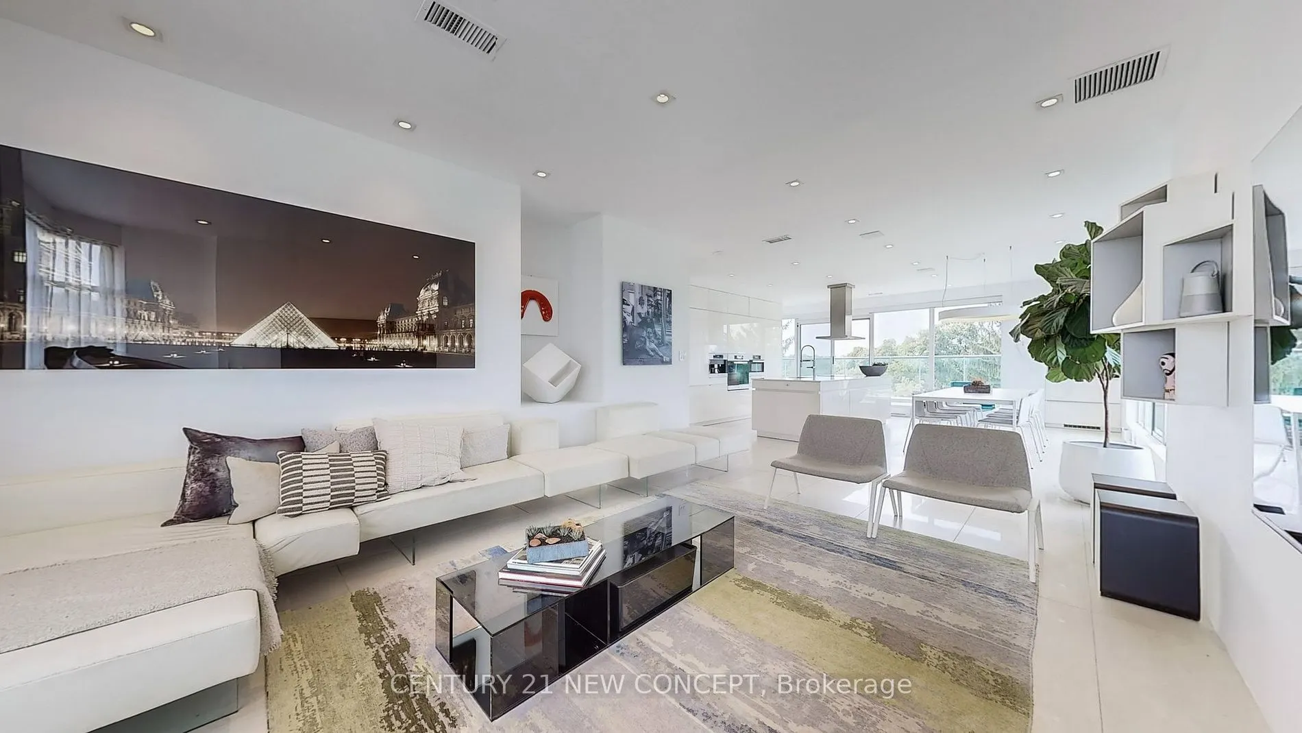 1 Watergarden Way N, #501