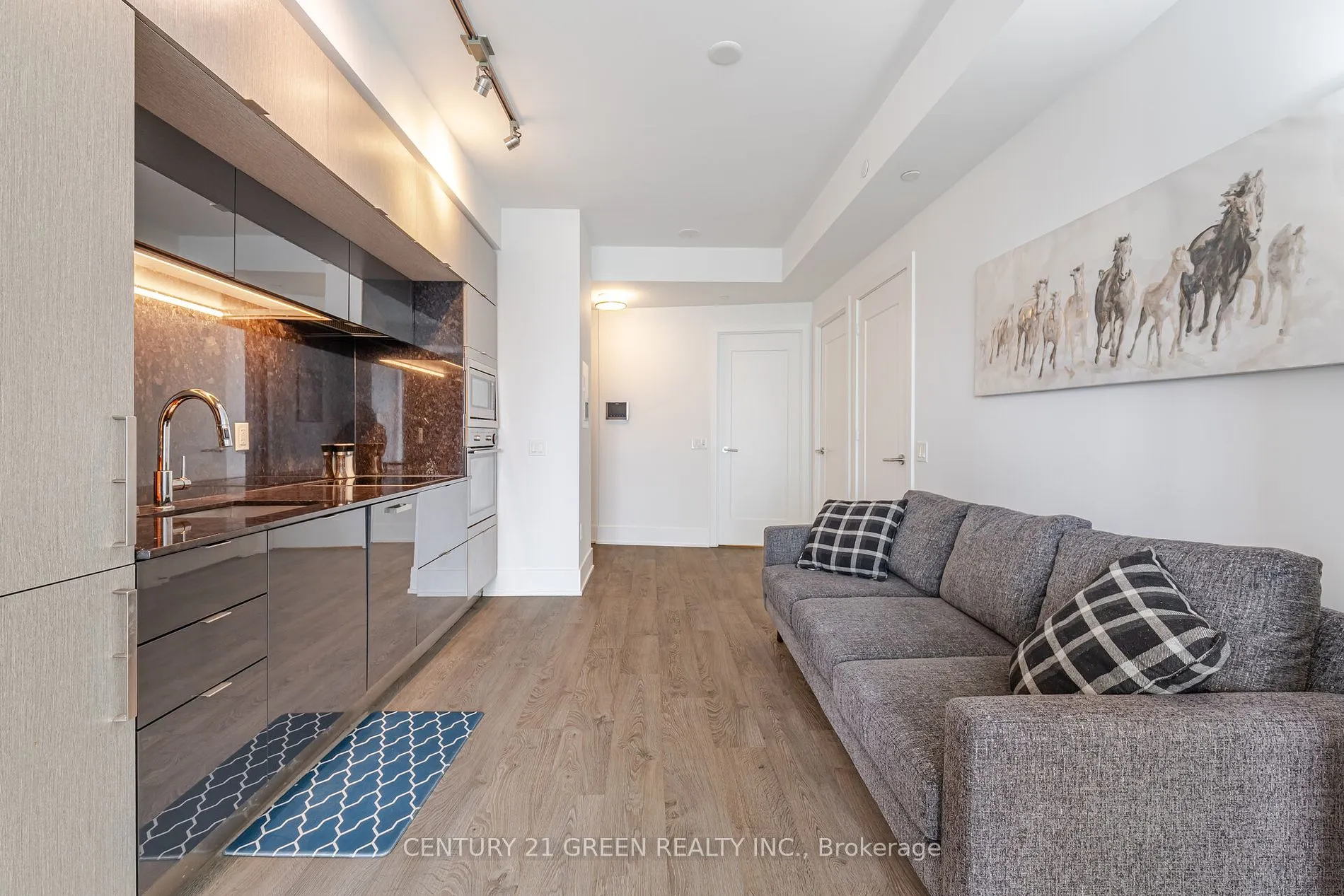 10 York St, #5502