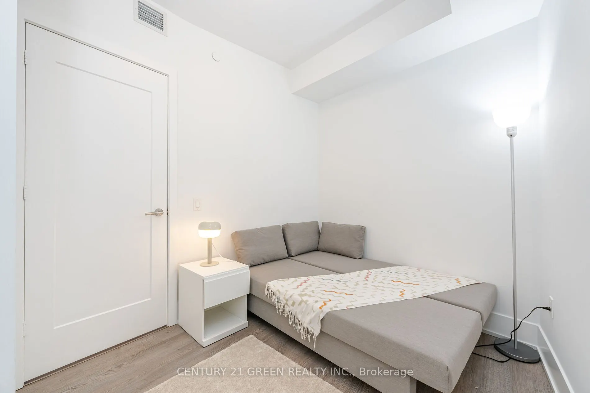 10 York St, #5502