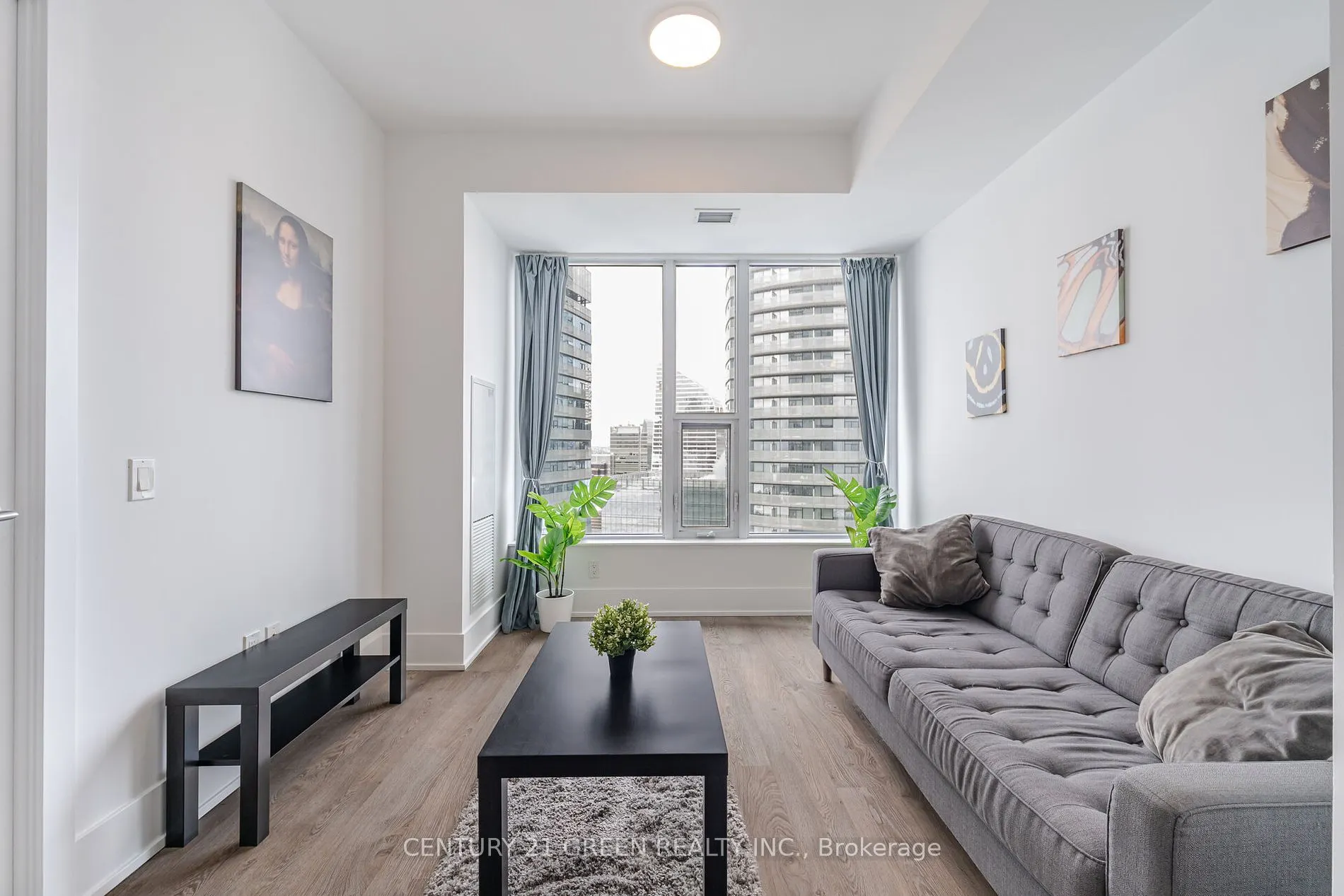 10 York St, #5502