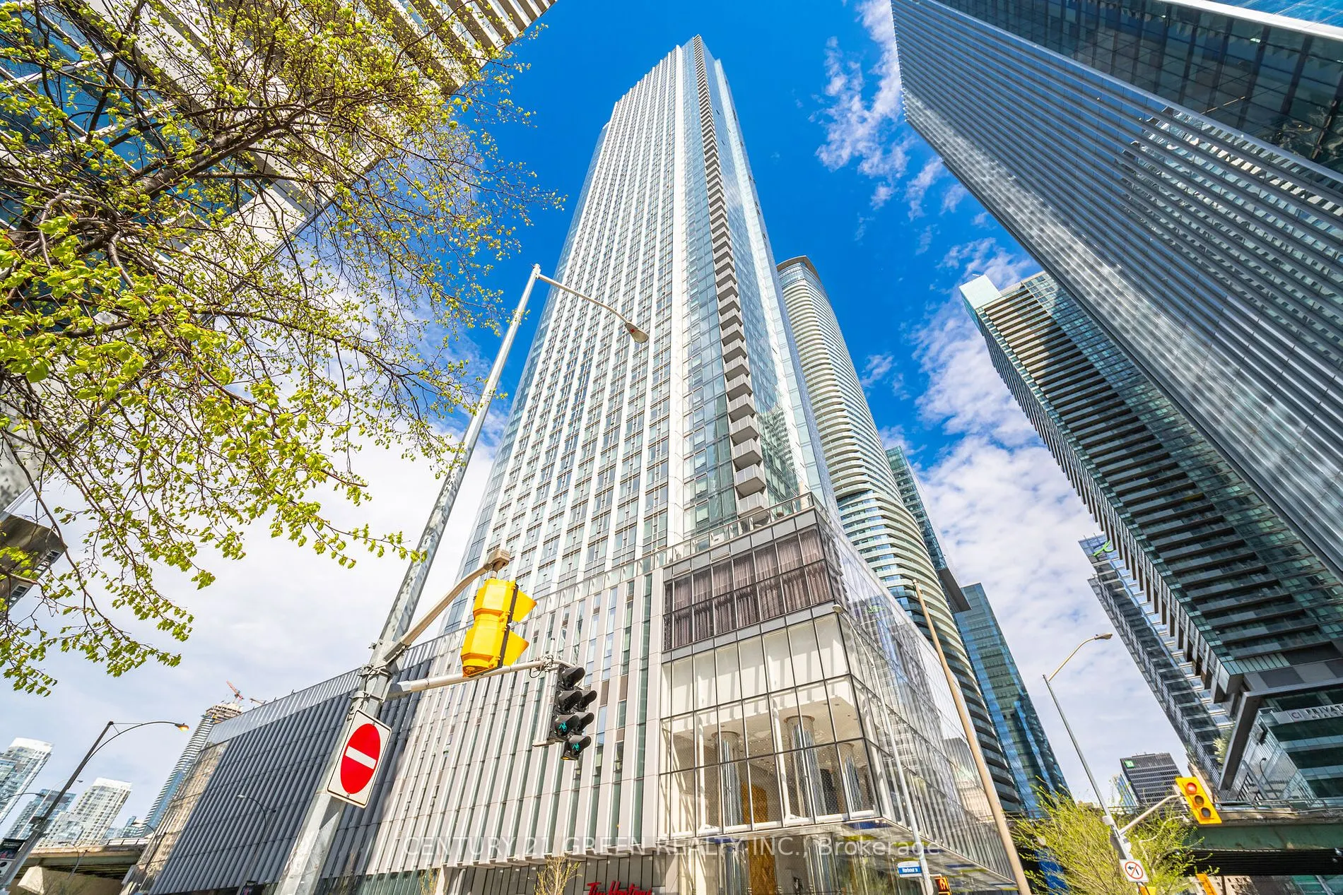 10 York St, #5502