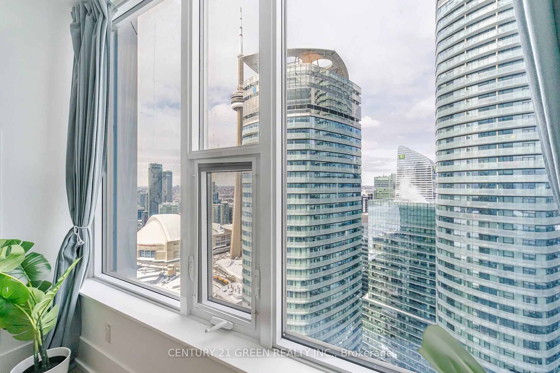 10 York St, #5502