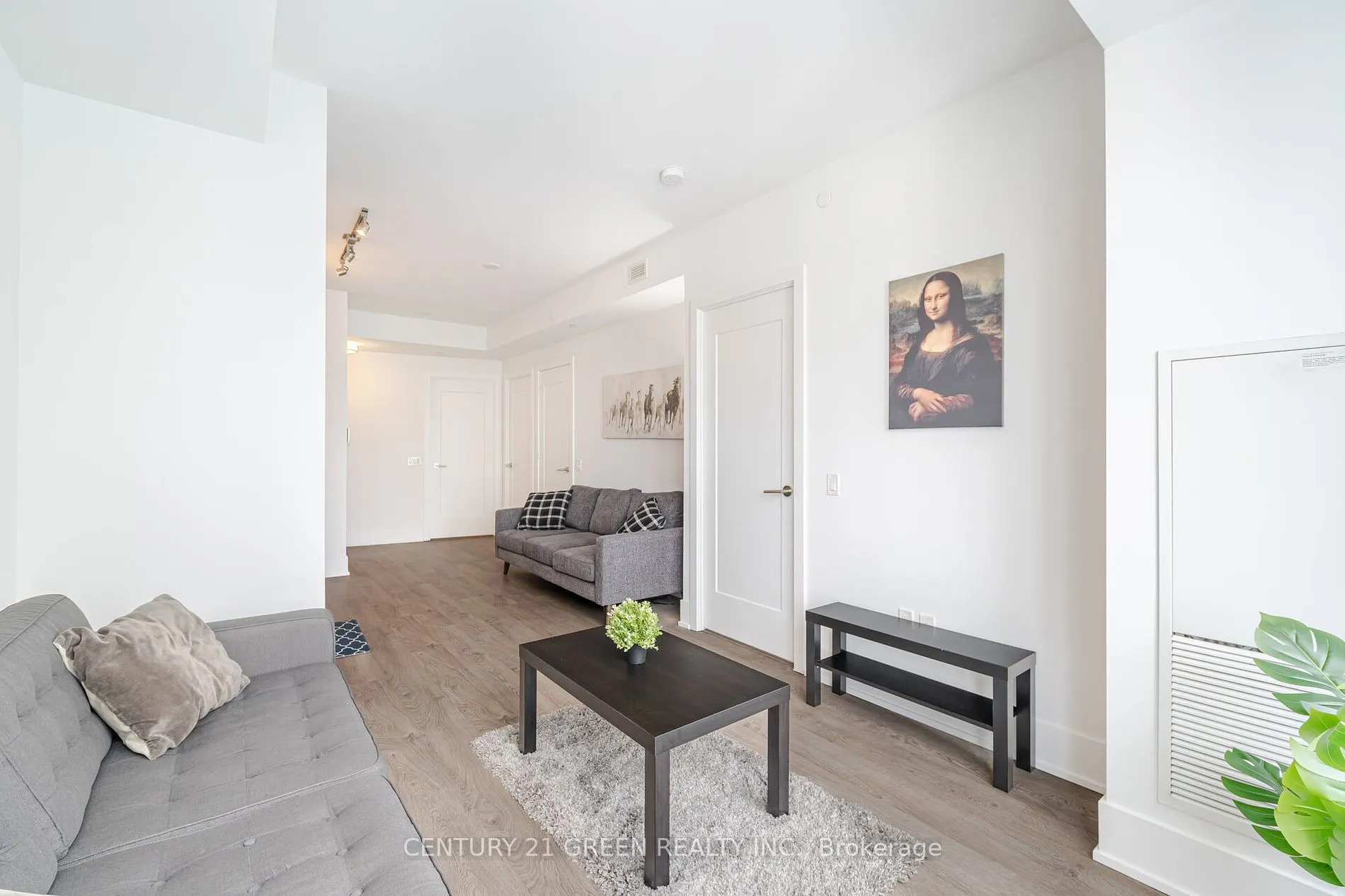 10 York St, #5502