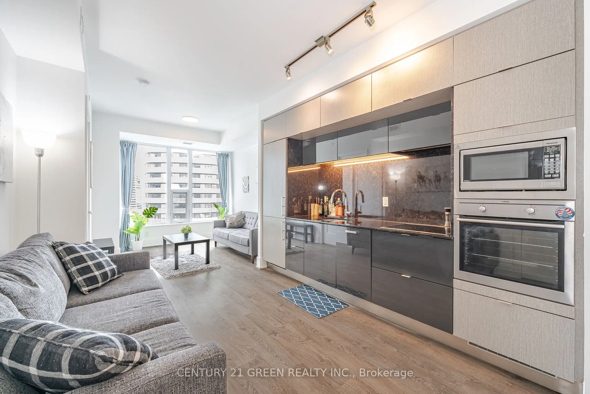 10 York St, #5502