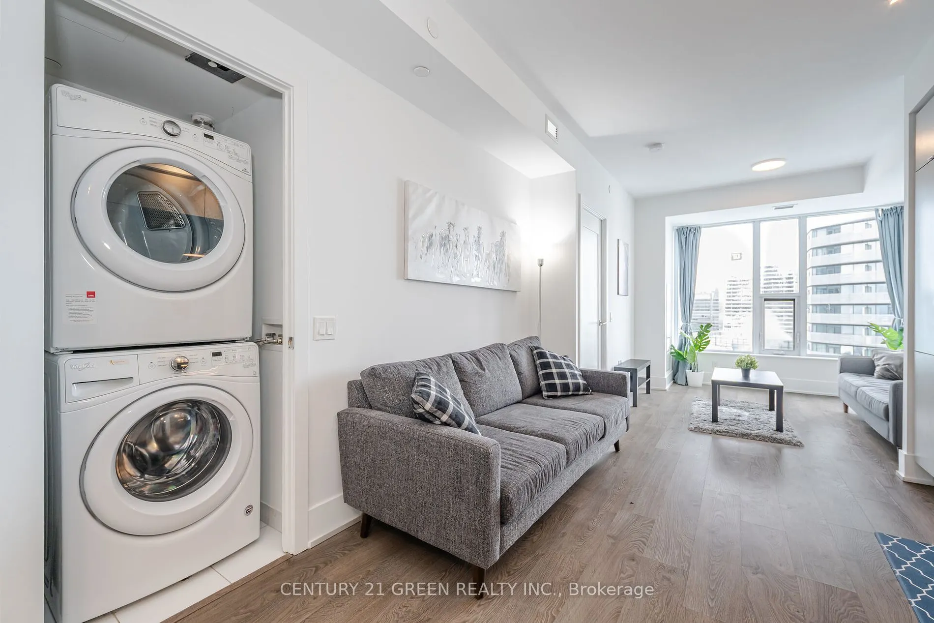 10 York St, #5502