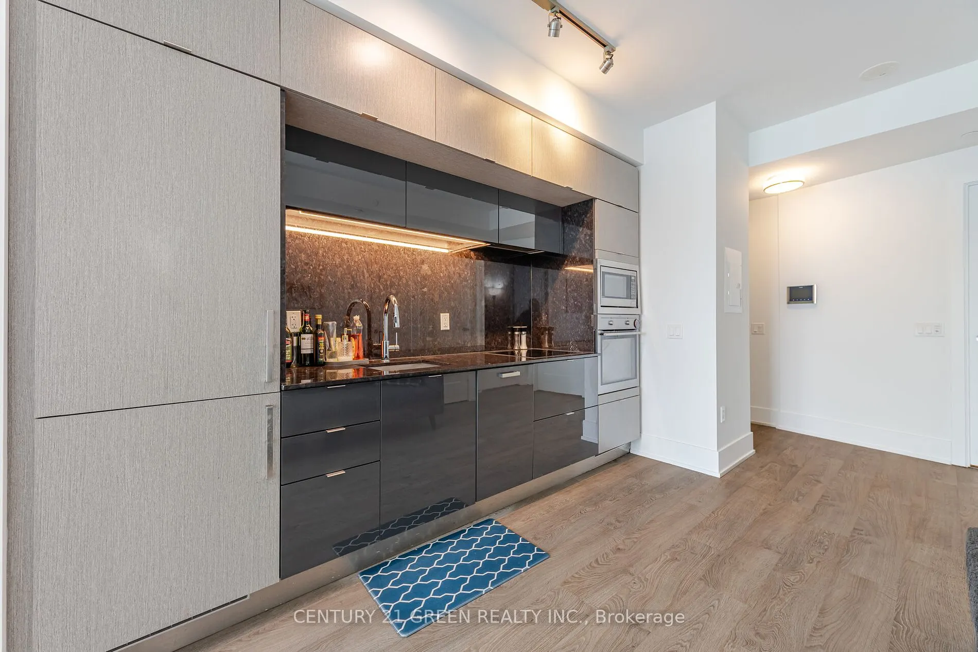 10 York St, #5502