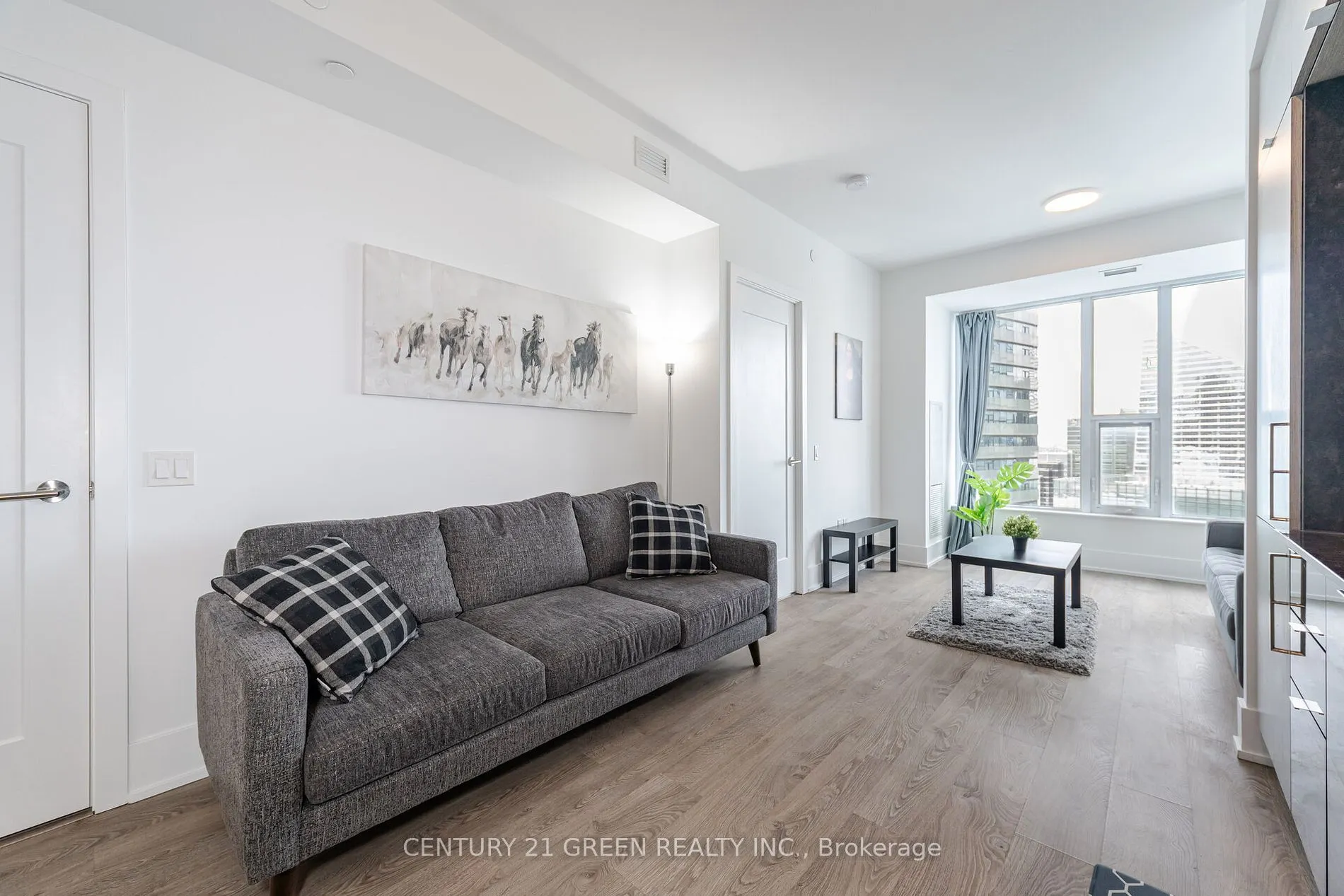 10 York St, #5502