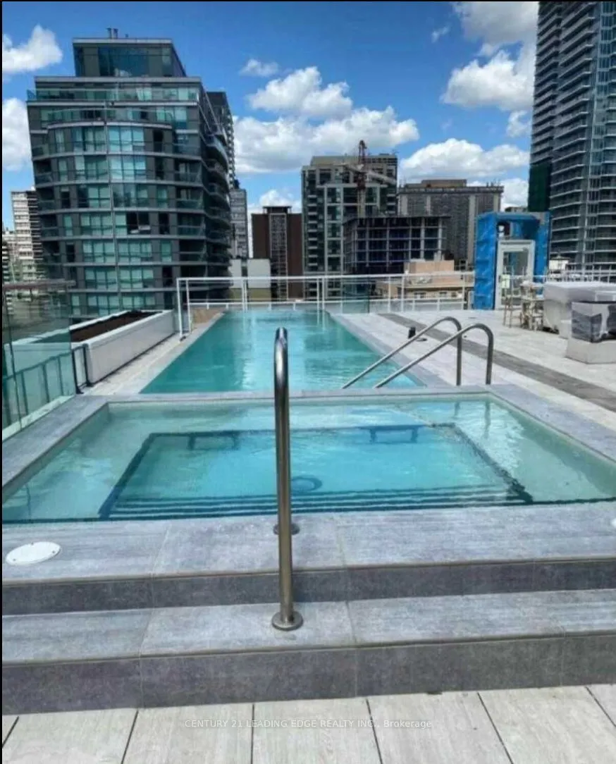 161 Roehampton Avenue, #223