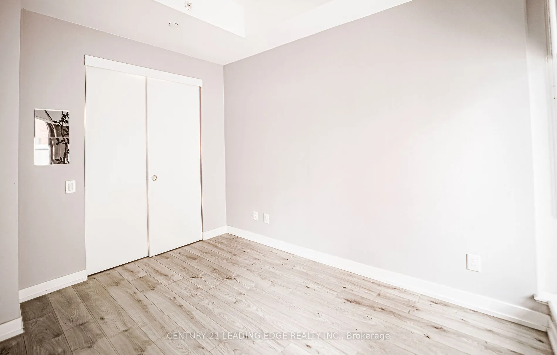 161 Roehampton Avenue, #223