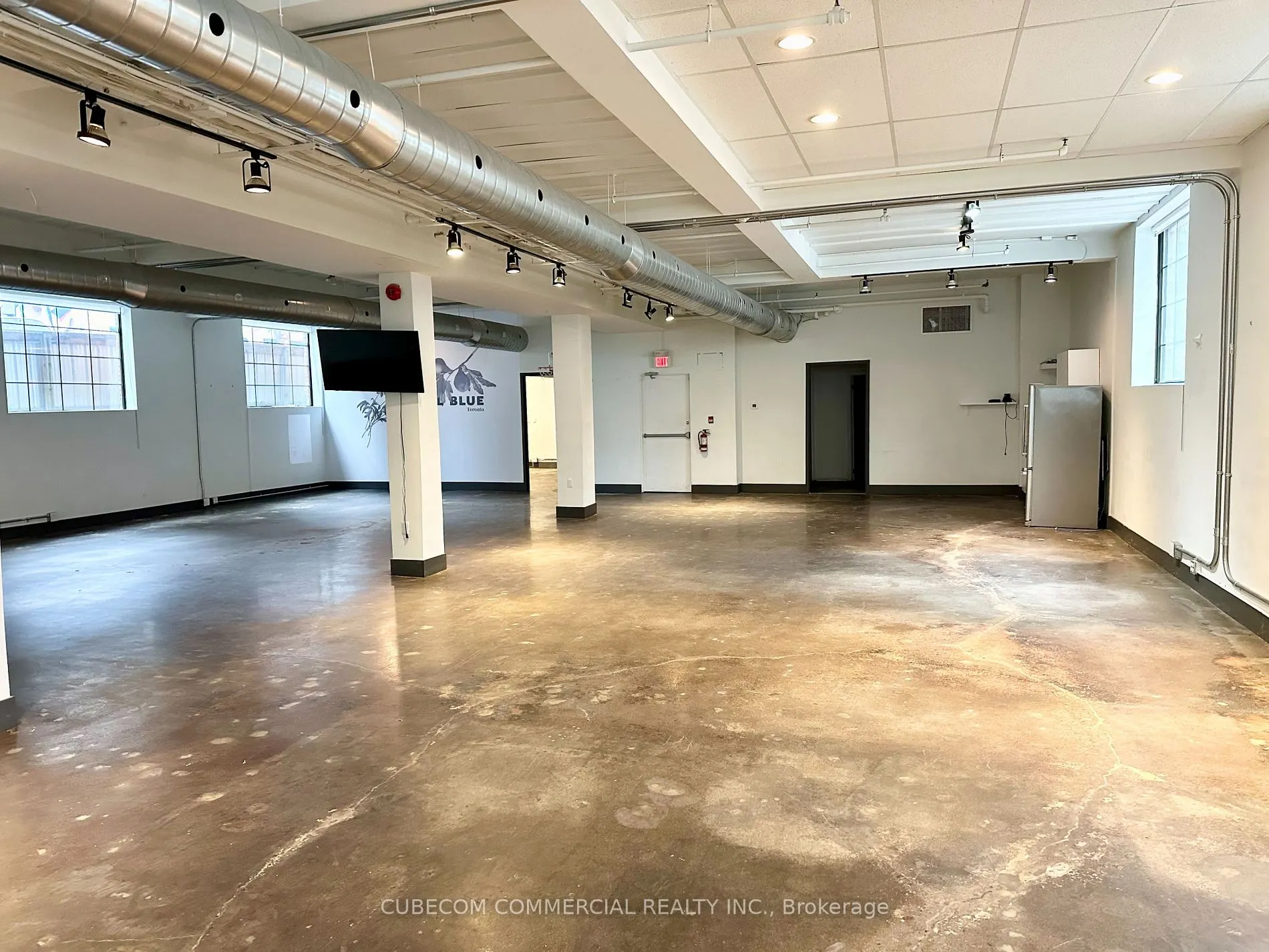 457 Richmond Street W, #Ground