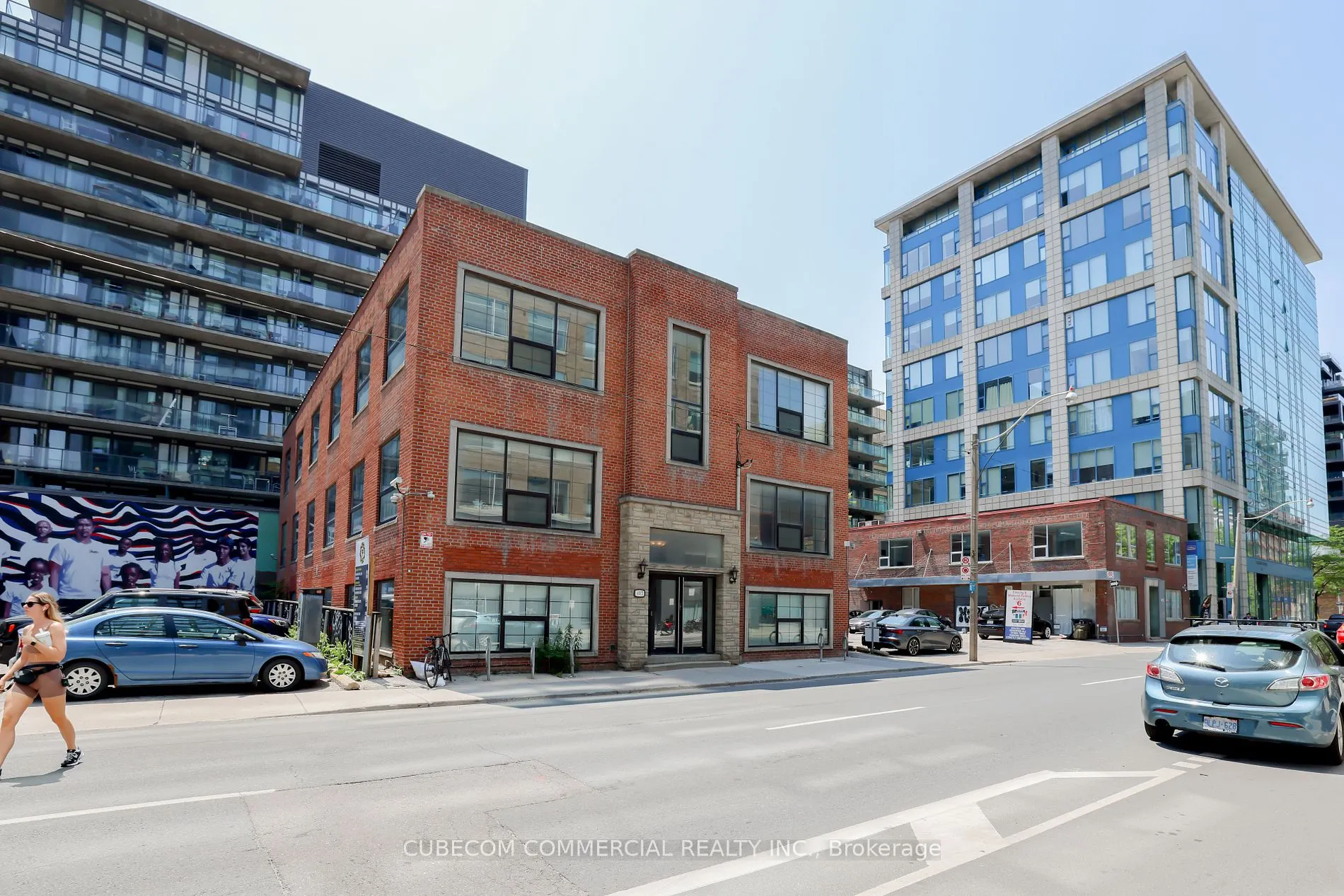 457 Richmond Street W, #Ground
