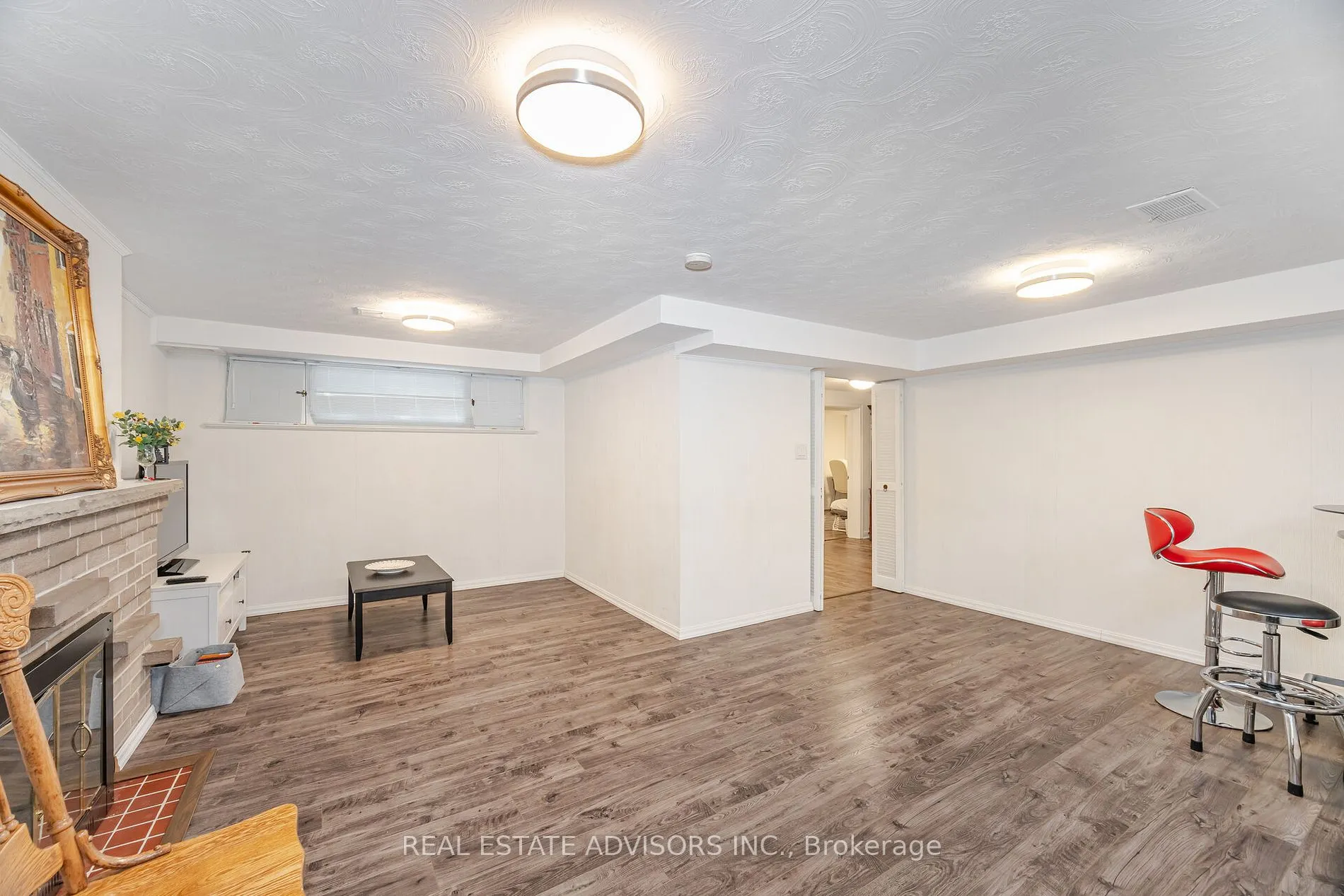 7 Foxwarren Dr