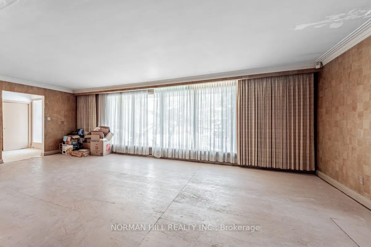 49 Timberlane Drive