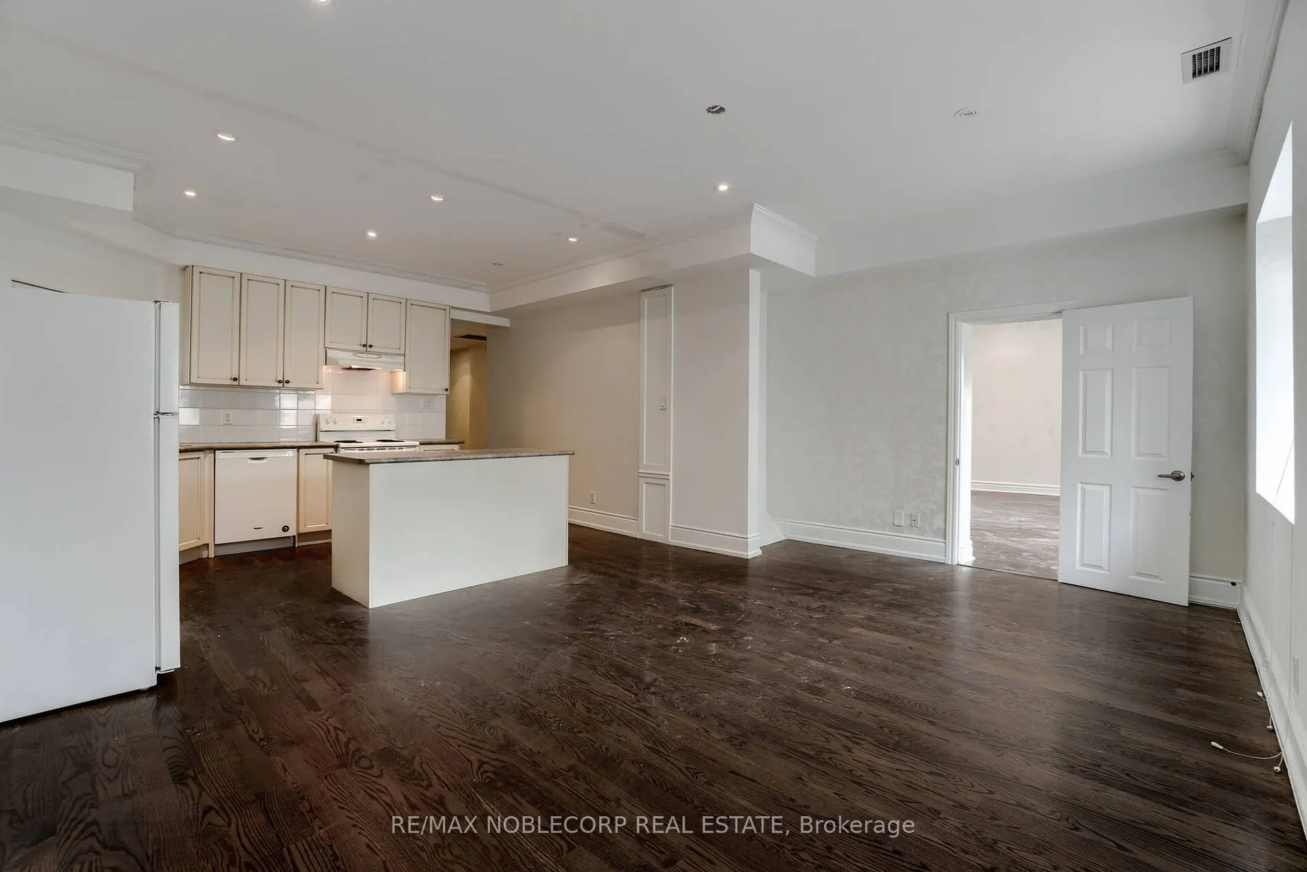 623 Mount Pleasant Road, #Upper A