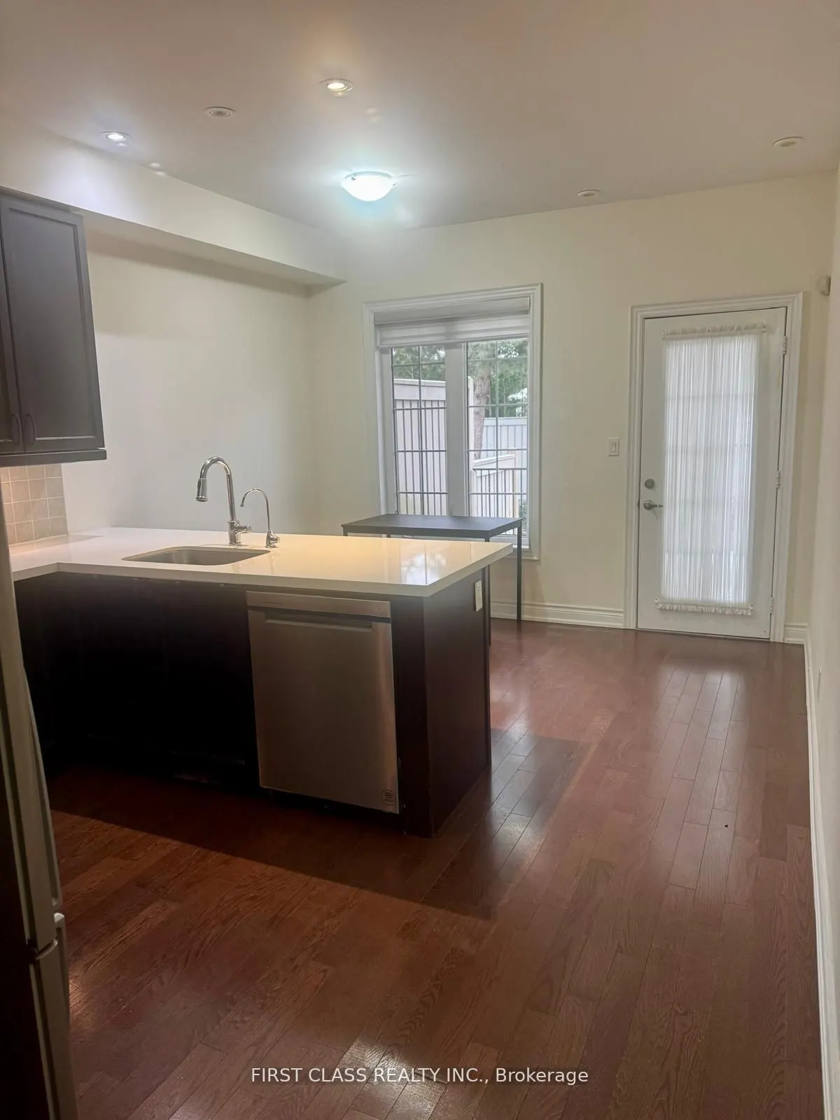 60 Hargrave Lane, #9