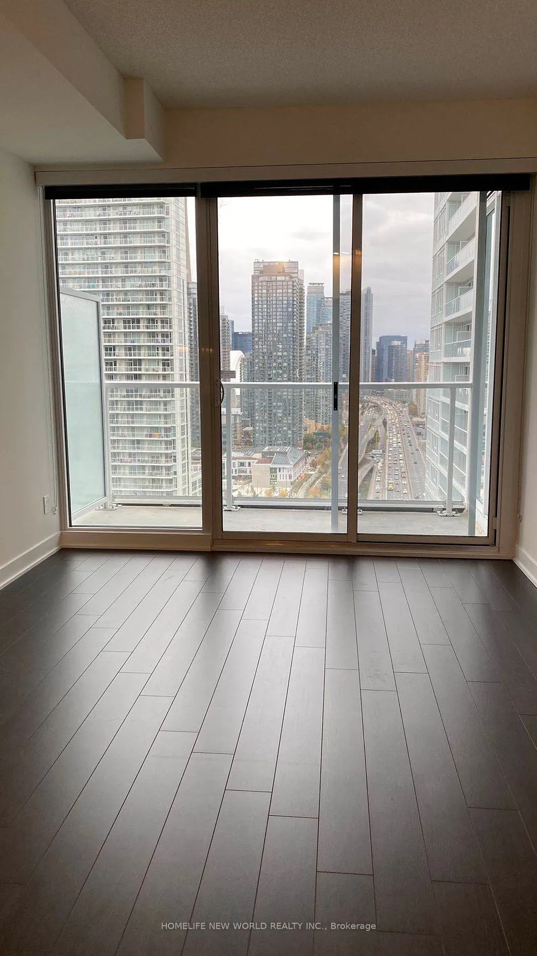 19 Bathurst Street, #3008