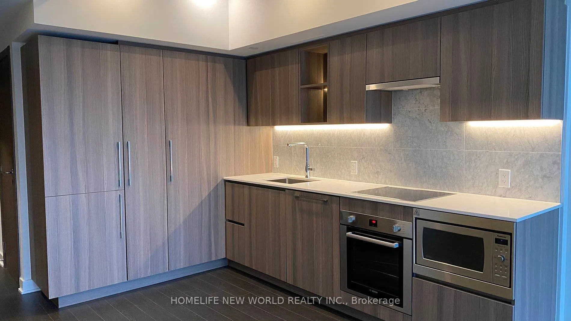 19 Bathurst Street, #3008