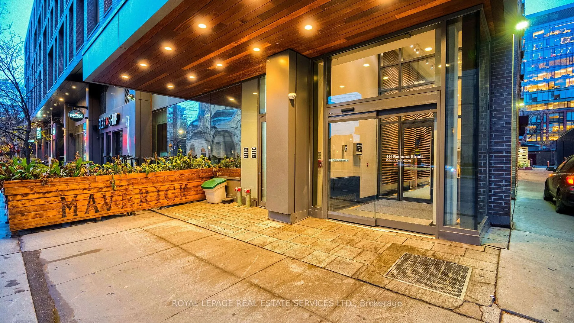 111 Bathurst Street, #1301