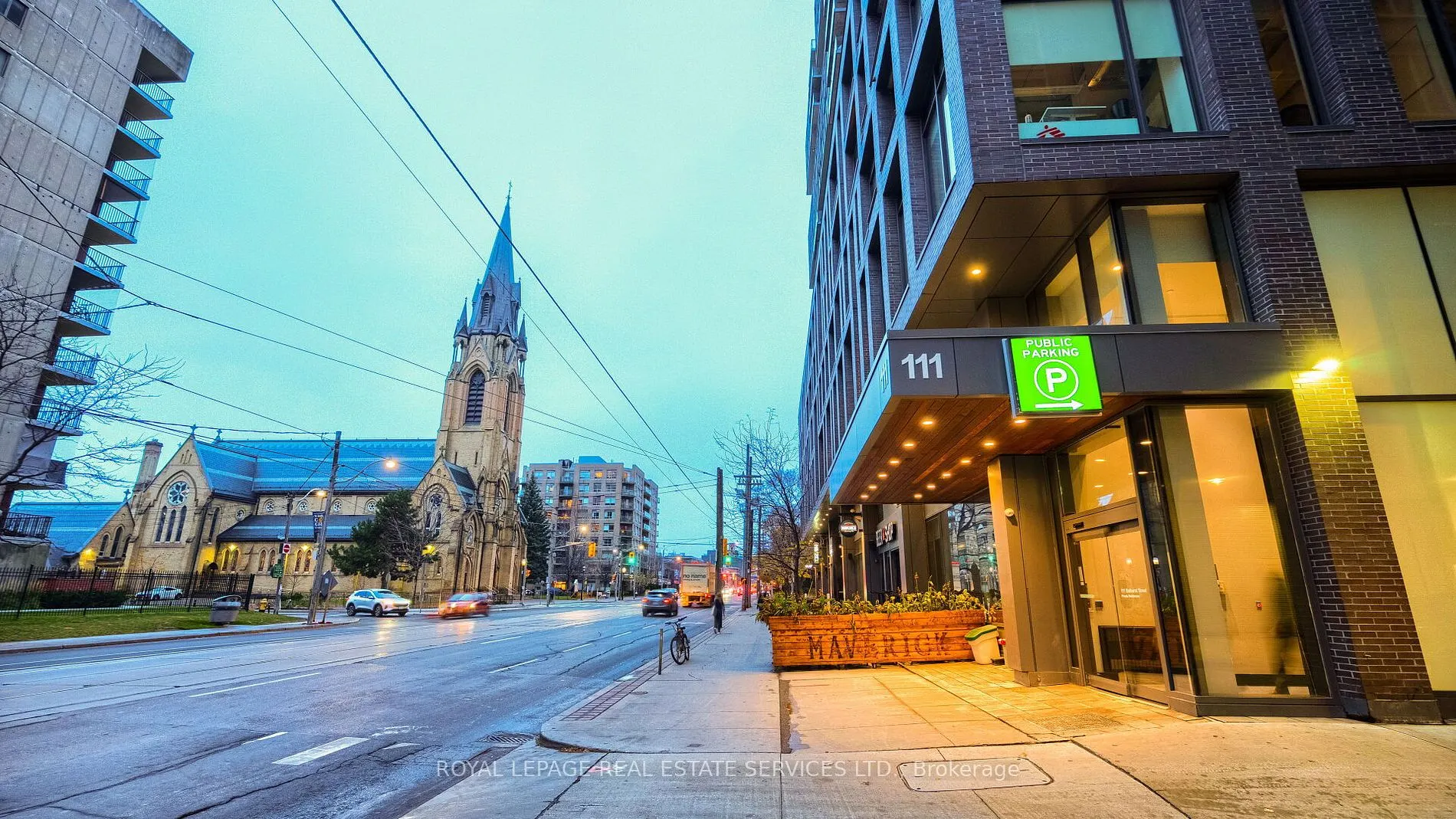 111 Bathurst Street, #1301