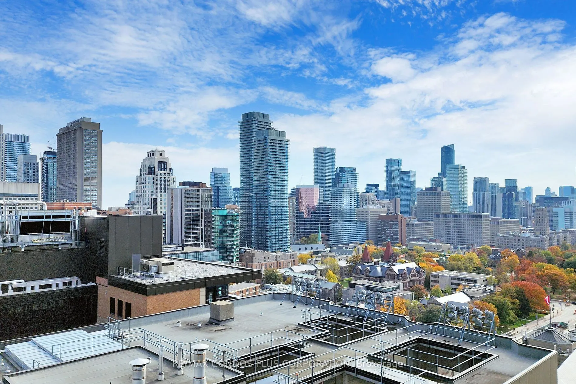 200 Bloor Street W, #2105