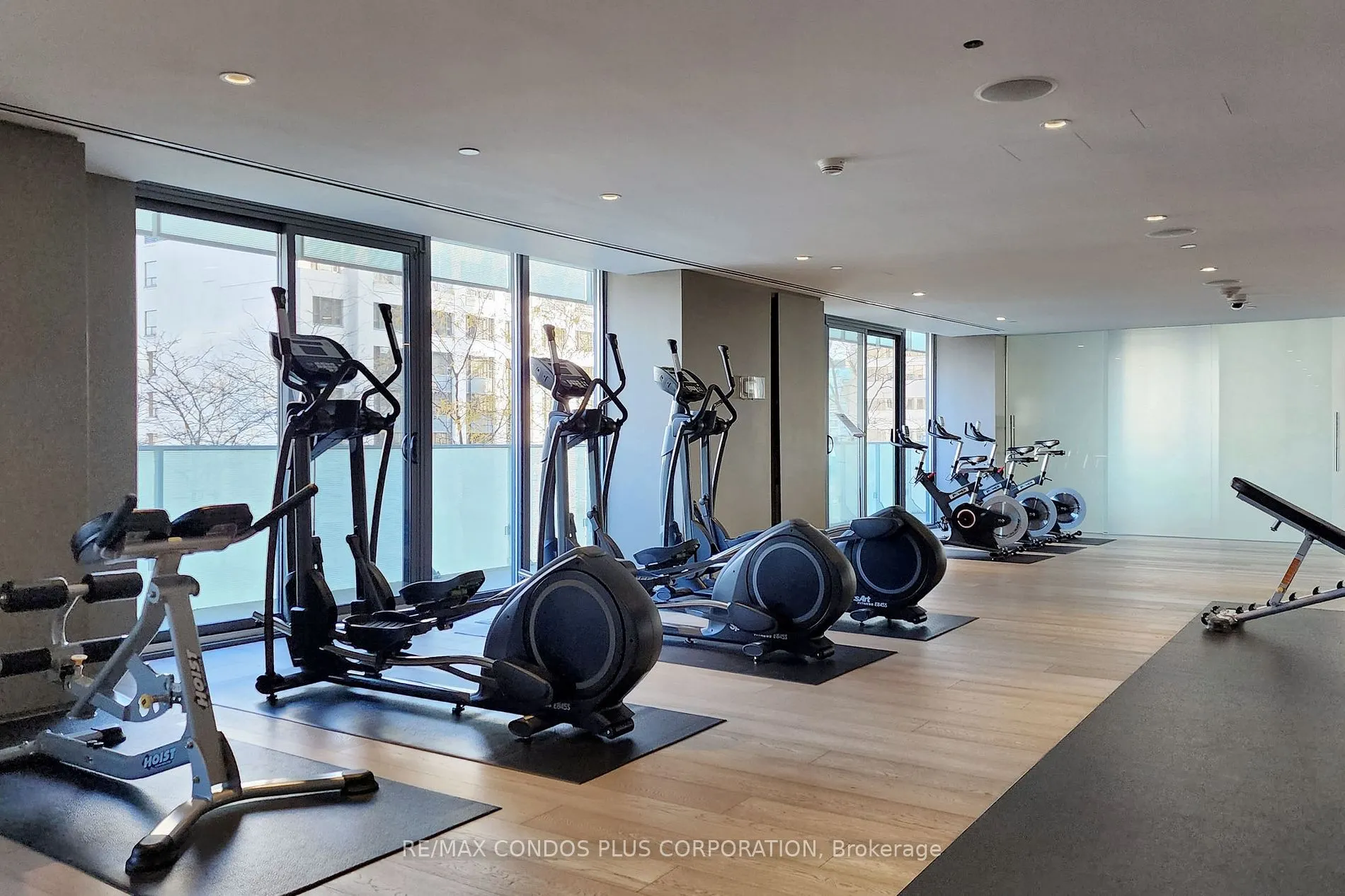 200 Bloor Street W, #2105