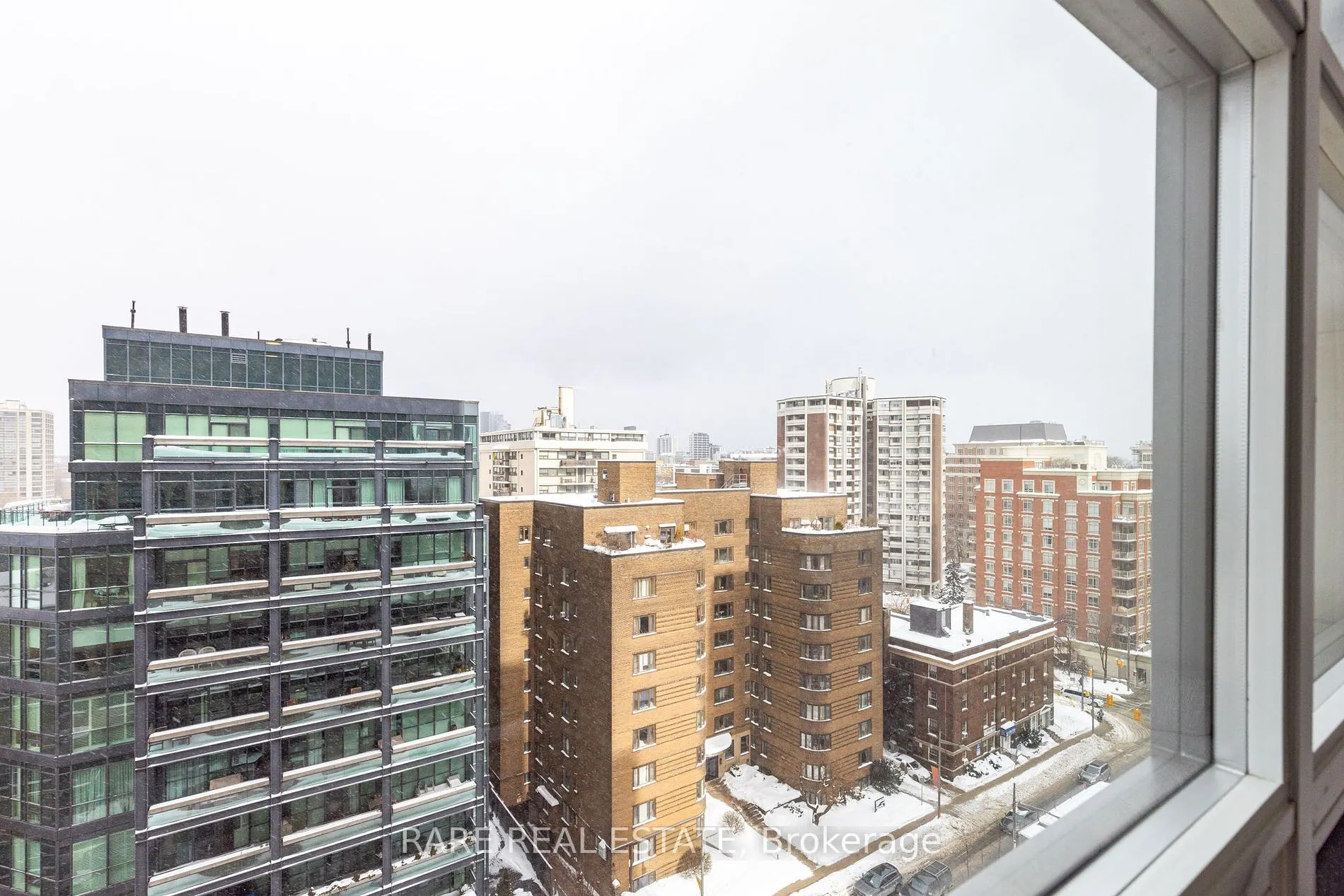 111 St. Clair Avenue W, #904